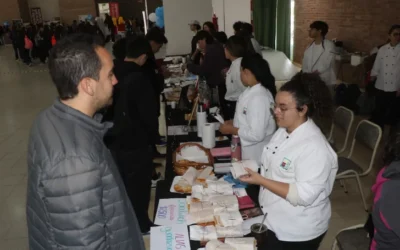 Con más vocación que dudas, los estudiantes tomaron con seriedad la Feria Educativa 2025