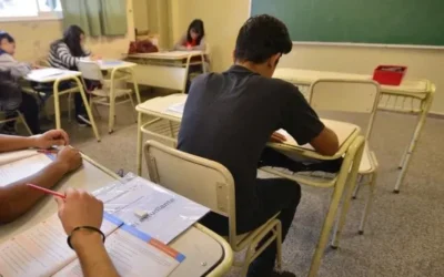Educación para adultos: el Plan Fines continúa solo con los grupos que ya están cursando, por falta de fondos