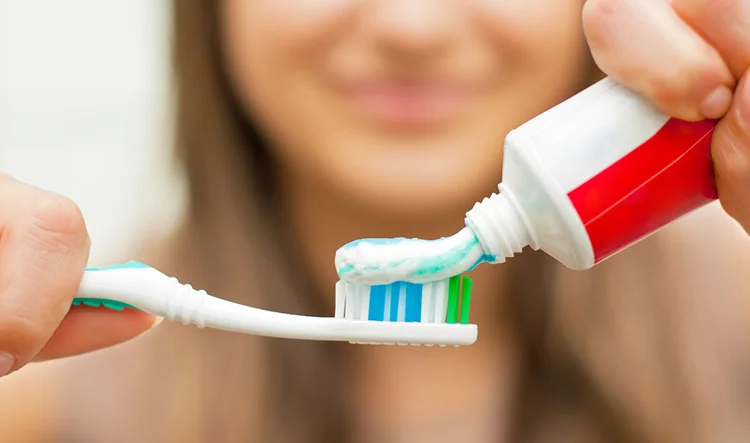 ANMAT prohibió una pasta dental de la marca Colgate por reportes de efectos adversos